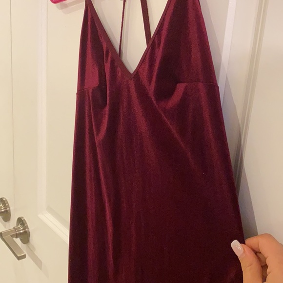 Burgundy Topshop velvet mini dress - Picture 2 of 4